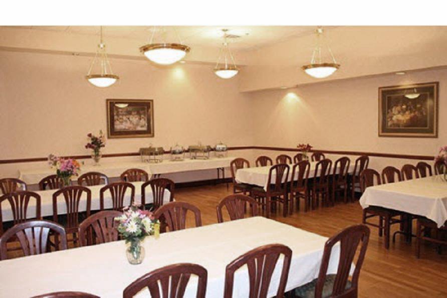 The Plaza Hotel & Suites Winona Habitación foto