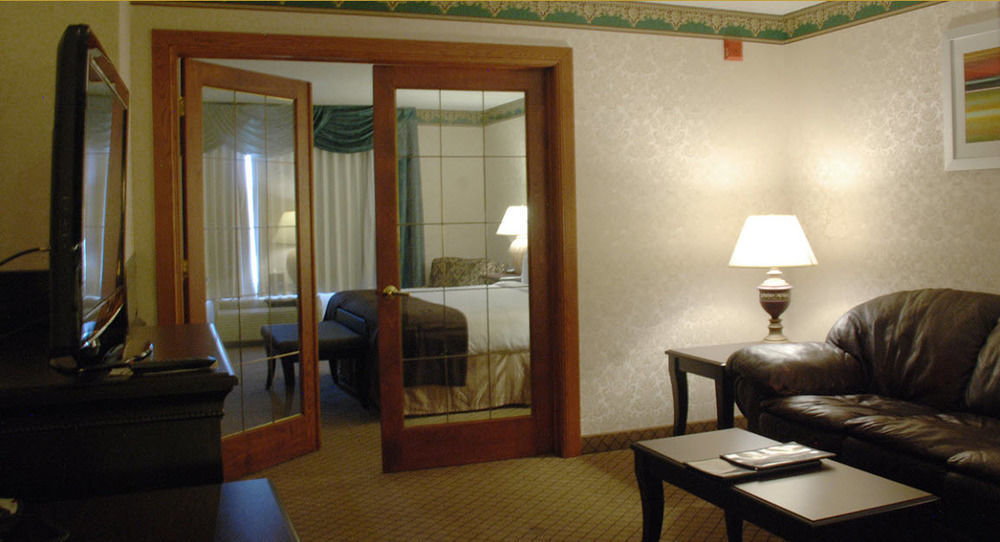 The Plaza Hotel & Suites Winona Exterior foto